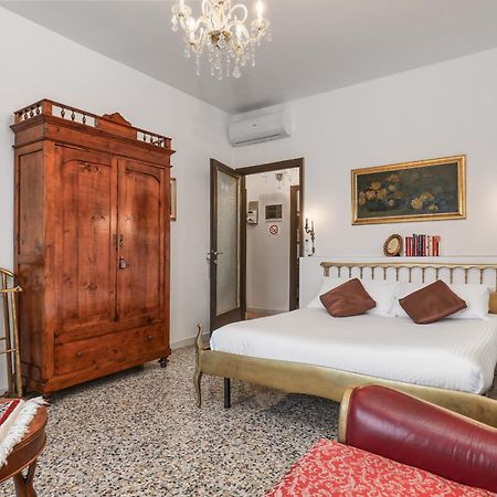 Suite Angolo Alla Stazione - Appartamento Con Terrazzo Panoramico Pavia Esterno foto