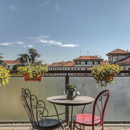Suite Angolo Alla Stazione - Appartamento Con Terrazzo Panoramico Pavia Esterno foto