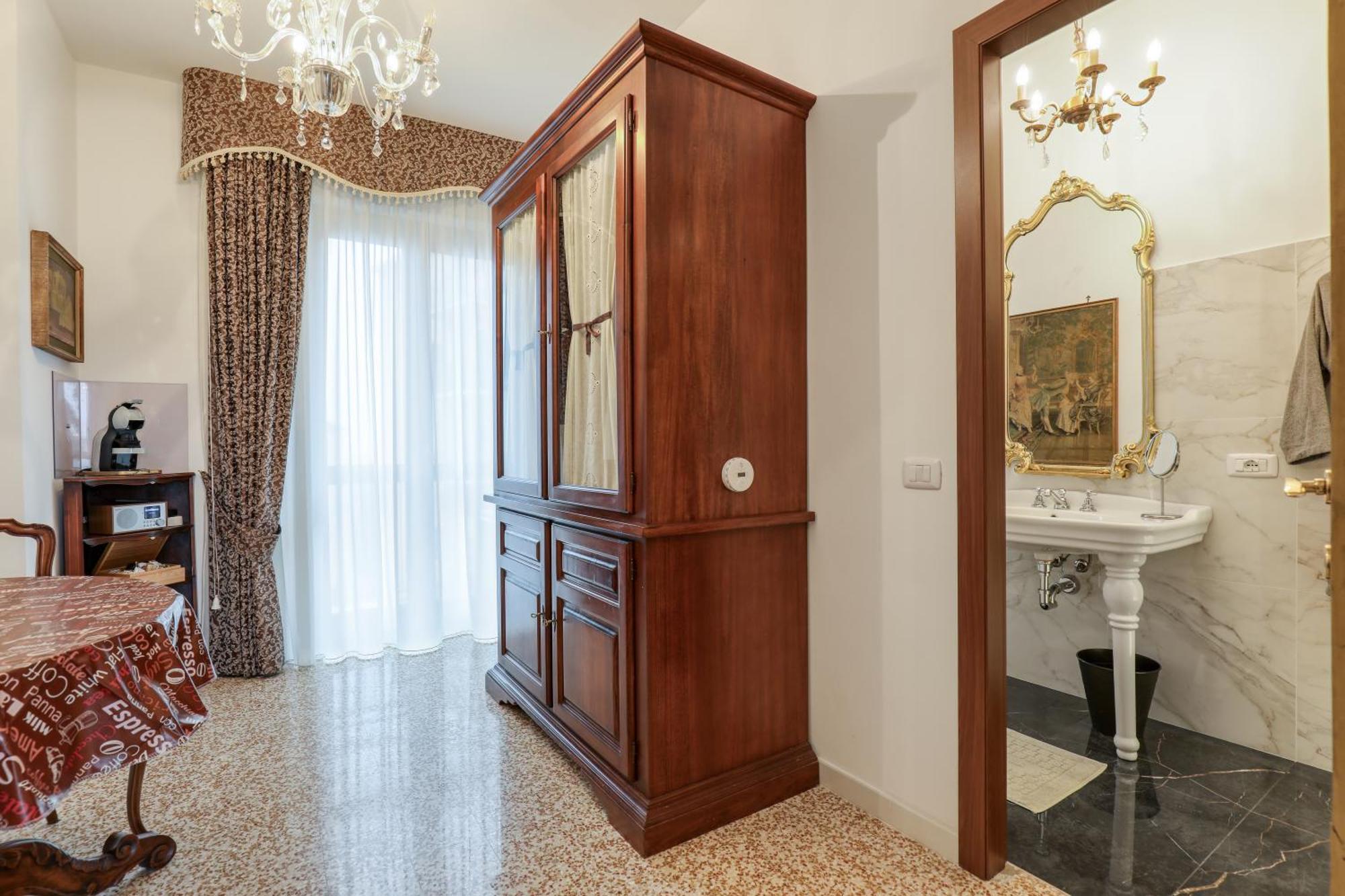 Suite Angolo Alla Stazione - Appartamento Con Terrazzo Panoramico Pavia Esterno foto